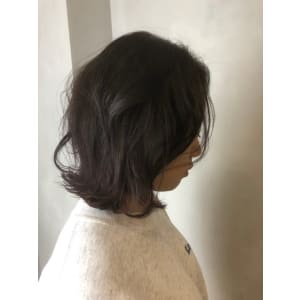 パープル ナチュラルボブ 前下がり ボルドー ポイントカラー