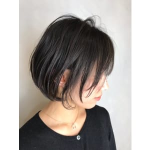 前下がり ボブ シースルー 大人かわいい 黒髪