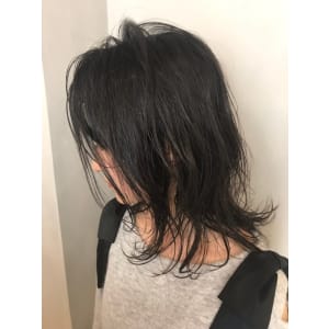 シースルー レイヤー 無造作 ウルフ 黒髪 ニュアンス 小顔