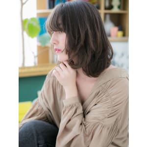 外国人風★アシンメトリー無造作ミディ　エアリーカール