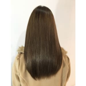 ブリーチ毛にも美髪チャージ