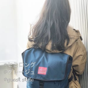 シアーグレージュのルーズセミロング