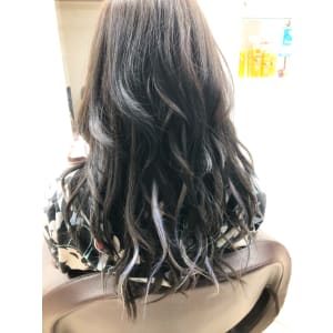 エクステンションでハイライト☆ - Brillar hair method【ブリジャールヘアメソッド】掲載中