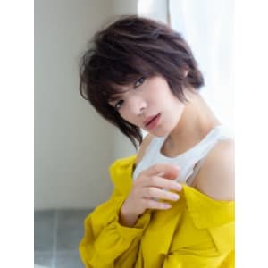 ハネ感ショートボブ