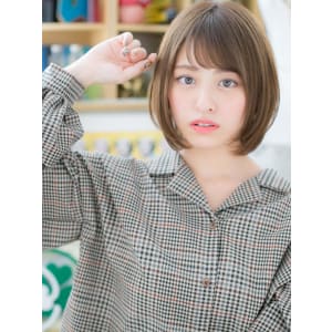 ナチュラル可愛い♪小顔サラツヤ前下がりボブ　エアリーカール