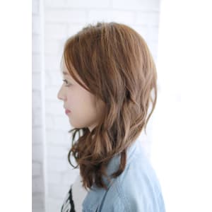 20代・30代・40代　ゆるロングでフォルム美人