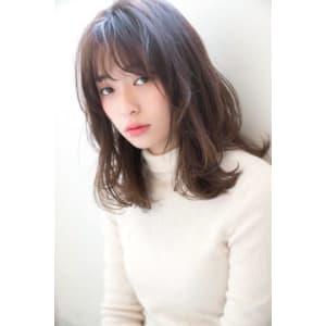【Luana】愛されラフウエーブセミ