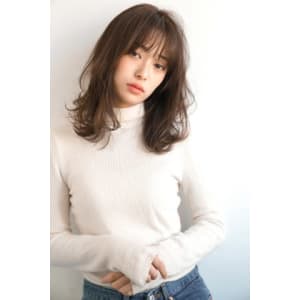 【Luana】愛されラフウエーブセミ