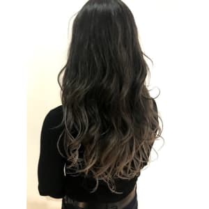 ラベンダーグレージュのグラデーション
