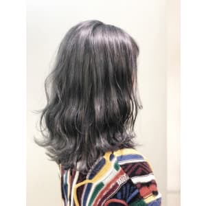 アッシュグレー