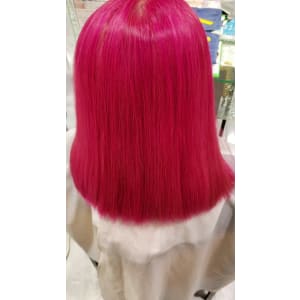ビビッドピンク