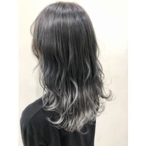 スモーキーアッシュ グラデーション