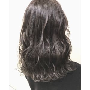 ブルーグレージュ