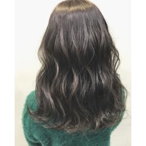 ブルーグレージュ