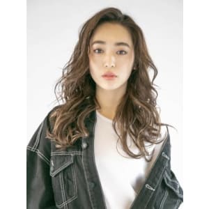 透明感かきあげデジタルパーマスタイル - HAIR & MAKE EARTH 大曽根店【ヘアメイクアース オゾネテン】掲載中