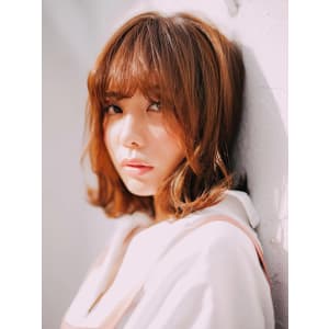 アンニュイな外ハネミディ