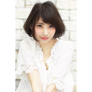 センターパートも◎クラシカルで個性的な重めスタイル 川口