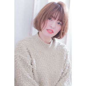 フェミニンひし形小顔ショート　 AKI-439