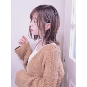フェザーミディボブ