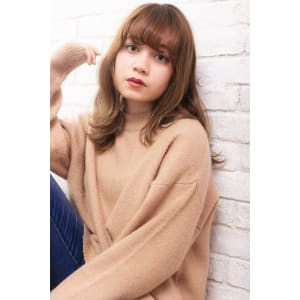 外国人風ナチュラルウェーブグレージュ【池袋・池袋東口店】