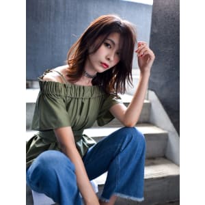 【tetote】大人っぽさを残したクールな外ハネセミロング♪