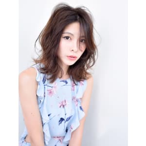 【tetote】ふんわり外ハネの甘めなセミロング