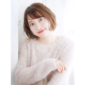 シースルーバングのニュアンスカールボブ