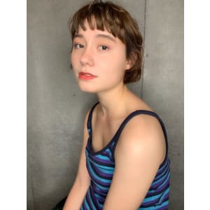 ハイトーンカラー×ヘルシーレイヤーショート