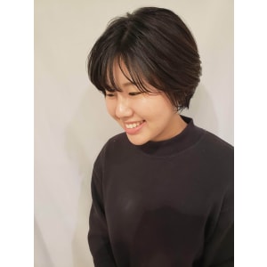 ナチュラル質感ショートヘア