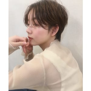 「鎌倉スタイル」丸みのあるやわらかショート４６