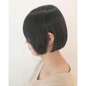 収まりのいいワンレングスボブ