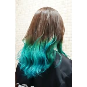 グラデーション×ターコイズブルー - Aco【アコ】掲載中