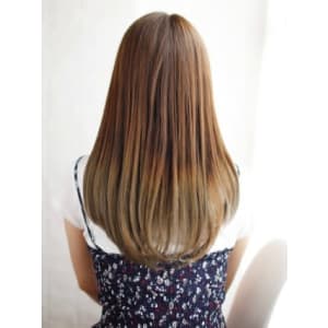 長めの前髪のナチュラルロングスタイル - hair make nalu 荻窪西口 すずらん通り店【ヘアメイク ナル オギクボニシグチテン スズランドオリテン】掲載中
