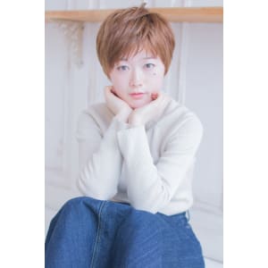 可愛い柔らかアッシュショート　 AKI-457