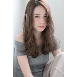 【Luana　難波】