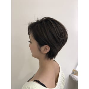 流行りの☆ハンサムショート×ハイライト