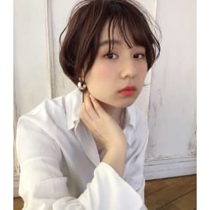 小顔丸みハンサムショートボブ１