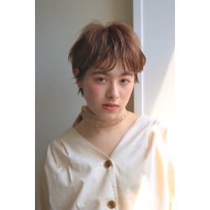 ショートヘア