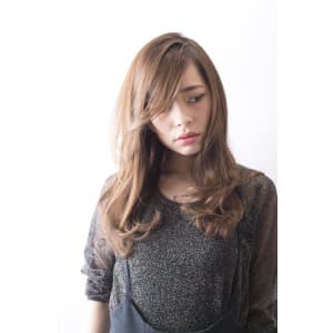 耳かけグラマラス大人かわいいロング【Attirer飯田裕之】