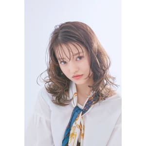 小顔ヘルシーレイヤー【Attirer飯田裕之】