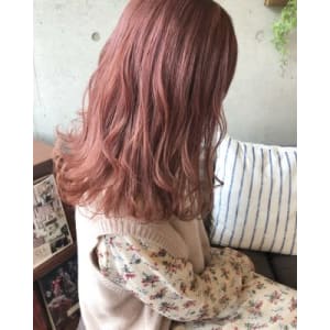 ダブルプロセスブリーチでピンクバイオレットカラー - EMU international 春日部本店【エムインターナショナル】掲載中