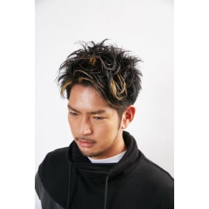 ワイルドアップバングサイド【Attirer飯田裕之】