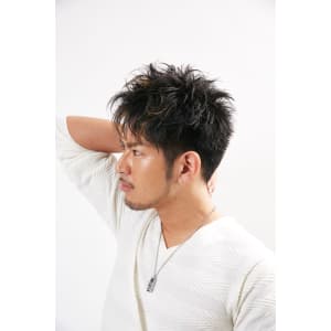 無造作ショート ネープレス【Attirer飯田裕之】