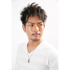ツイスト無造作ショート ネープレス【Attirer飯田裕之】