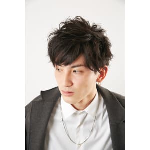 小顔ソフトツーブロック【Attirer飯田裕之】