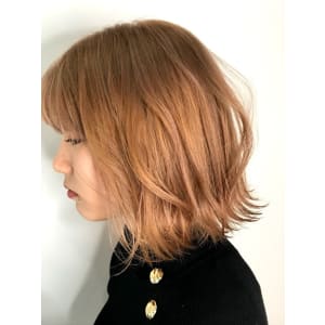 ミルクティーベージュ