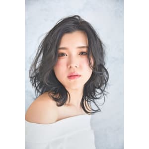 とろみ伸ばしかけふわミディ【Attirer飯田裕之】