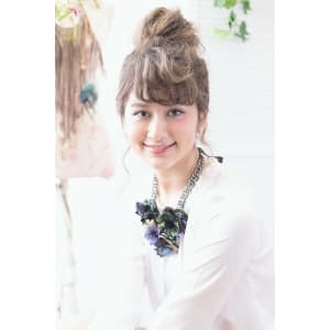 簡単おだんごヘアー【Attirer】