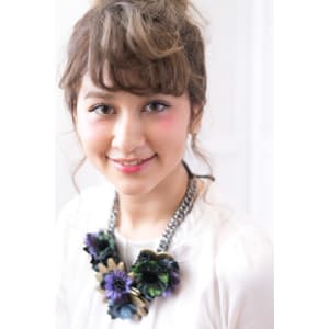 簡単おだんごヘアー【Attirer】
