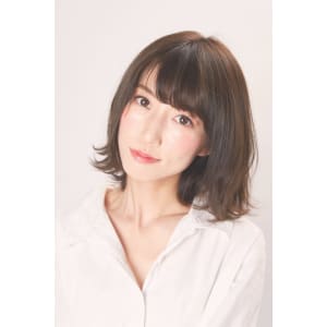 ひし形シルエットエアリーショート【Attirer飯田裕之】